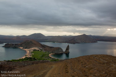 Isla Bartolome -saaren näköalapaikalla
